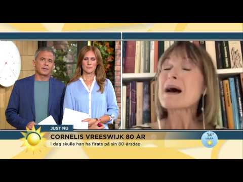 Här hyllar CajsaStina Åkerströms idolen Cornelis Vreeswijk på minnesdagen - Nyhetsmorgon (TV4)