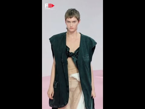 GRETA HOFER Model SS 2023 - Fashion Channel #shorts