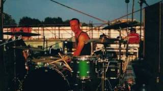 Iggy Pop - Football .wmv