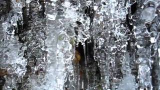 preview picture of video '伊万里市大川内山の岳神社の凍った滝/Iced fall/20110116'