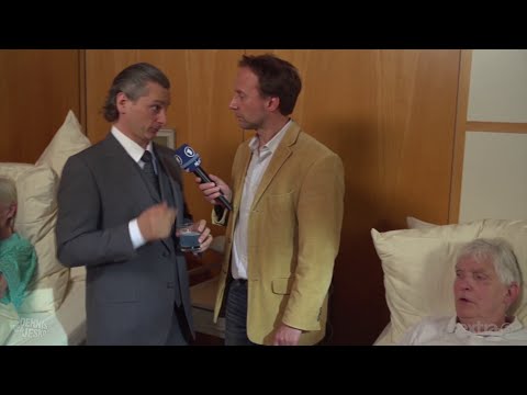 Johannes Schlüter - Leiter eines Pflegeheims | extra3