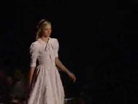 Gemma Ward at Louis Vuitton Spring/Summer 2005