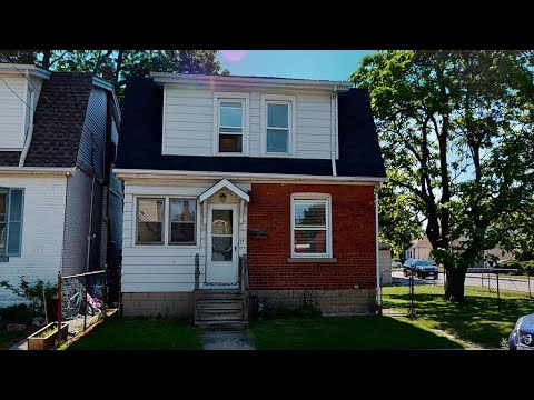 Home for sale at 27 East 27th Street, Hamilton, ON L8V 3E6