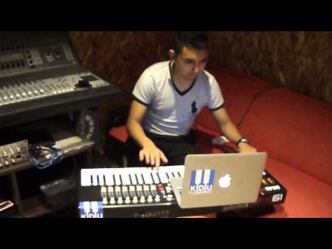 CARLITOS QUIROZ - GRUPO 5 - MAC SINTETIZADOR - KDU