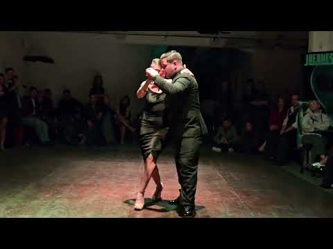 Brenno Marques y Fatima Caracoch at Juernes Milonga (2 of 2)
