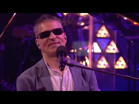 Serafín Zubiri "Un Beso y una Flor" en Noche de Taifas.