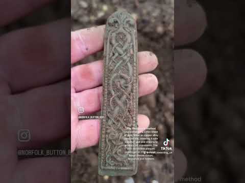 FIND OF NATIONAL IMPORTANCE VIKING PRESSBLECH DIE