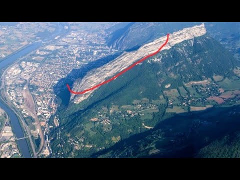 Wingsuit soaring , Neron face est