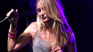 Whitney Duncan performs &quot;Something In The Kiss&quot; at Froggy Field Party in Eminence, KY!!