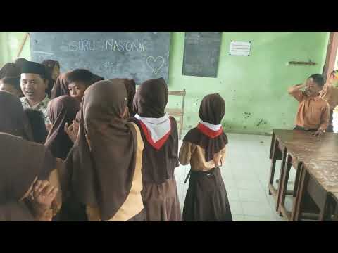 #Momen hari guru yang sangat mengesankan.. masuk kelas tiba dapat surprise dr anak². terima kasih..