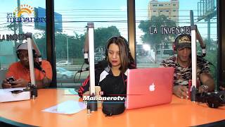 Escuela emite aviso sobre como deben vestir las madres