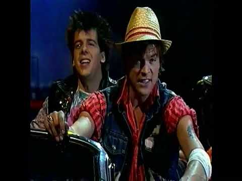 Im Wagen vor mir - Die Toten Hosen