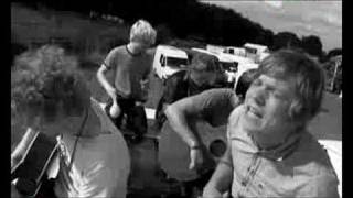 NME Video: Cage The Elephant & Blood Red Shoes