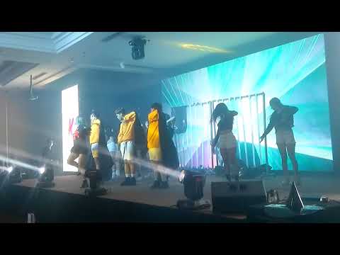 Wanna One + Twice_ Pr9 dance team