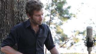 Owen Campbell performs Mountain Home