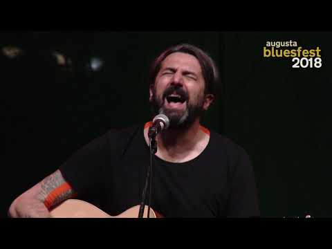 Omar Pedrini - Sangue Impazzito (Live full HD)