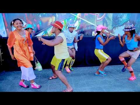 01 WILLY   TSY RARAHAKO HD Clip officiel
