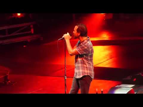 Pearl Jam/Leash/ 2013 10 15 Worcester, MA/Leg (BR)/FPES.