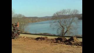 preview picture of video 'Rt 124 Longbottom Ohio new road river overlook'