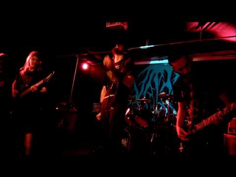 Velesrune - Velesrune - Krvi Slovanskej, Viery Pohanskej (live at Artclub, T