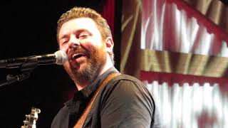 Chris Young @ Opry 6-6-19  Hangin On