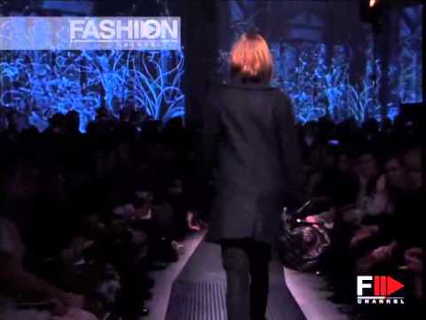 Fashion Show "Prada" Autumn Winter 2006 / 2007 Milan 2 of 3 by Fashion Channel