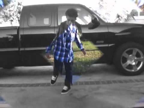 electroboyz{{shuffling}}