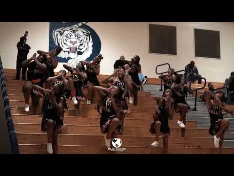 Westwood Redhawks Cheerleaders | 01-04-23 #cheerleading #sccheerleading #bluemarble