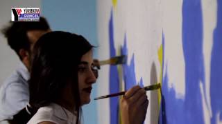 Yüksekovalı Öğretmen Duvarları Sanatla Süslüyor