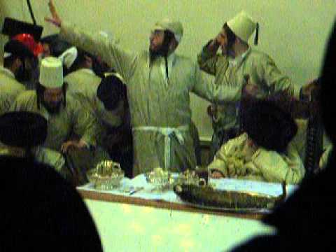 Toldos Avrohom Yitzchok Purim Tish 2014~The Rebbe is Cool