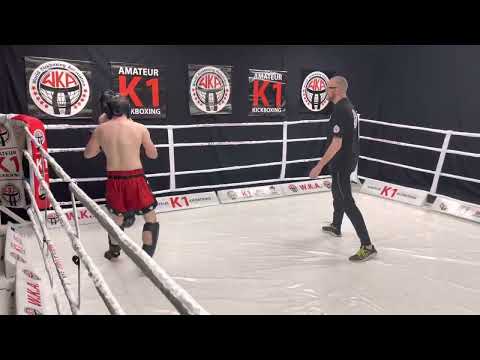 WKA Amateur English Middleweight Title ( K1-Rules ) : Jake Saunders vs Samir Naeem - Round 2.