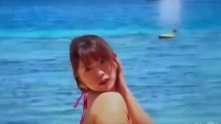 山内鈴蘭  番組で布面積の少ない水着を着る