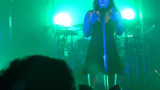 Katy B - Sapphire Blue - Play (Live @ Manchester, 25-10-14)