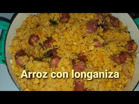 Arroz con longaniza y maiz. Locrio de longaniza y maiz. Rice with Dominican pork sausage and corn.