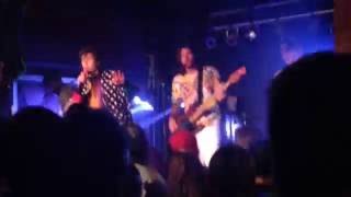 Family Force 5 live - Ghostride the Whip, Jet Pack Kicks