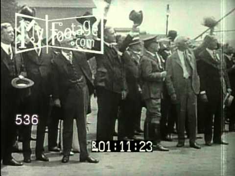 1927 Lindbergh Returns and is Greeted by President Coolidge