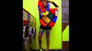 ♥ M.I.A. ♥ ft. Jay-Z - Boyz (Remix) w/ lyrics [plz read the subscription if it doesn&#39;t work!!]