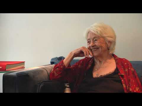 Adélia Prado - a vida é mais tempo alegre do que triste