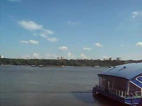 Giurgiu - Portul, Dunarea si vecinii bulgari