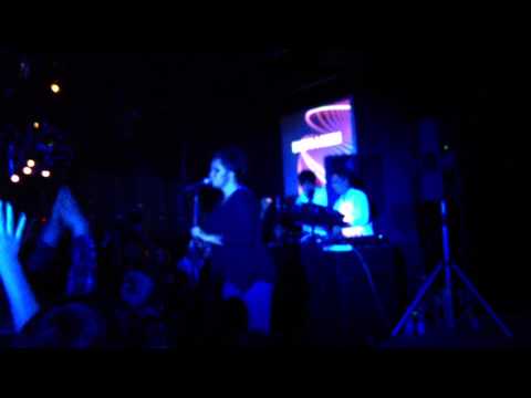 Makoto feat. Deeizm @ 16 Tons (14.04.2012)