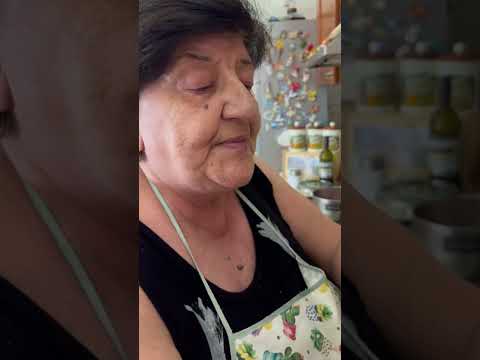 Gli Spaghetti o’ Roje di Zia Teresa, una ricetta napoletana antichissima