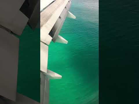 😱 Pouso Assustador no Aeroporto de Bali | Youtube #Shorts