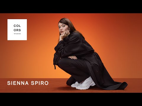 SIENNA SPIRO - Dream Police | A COLORS SHOW