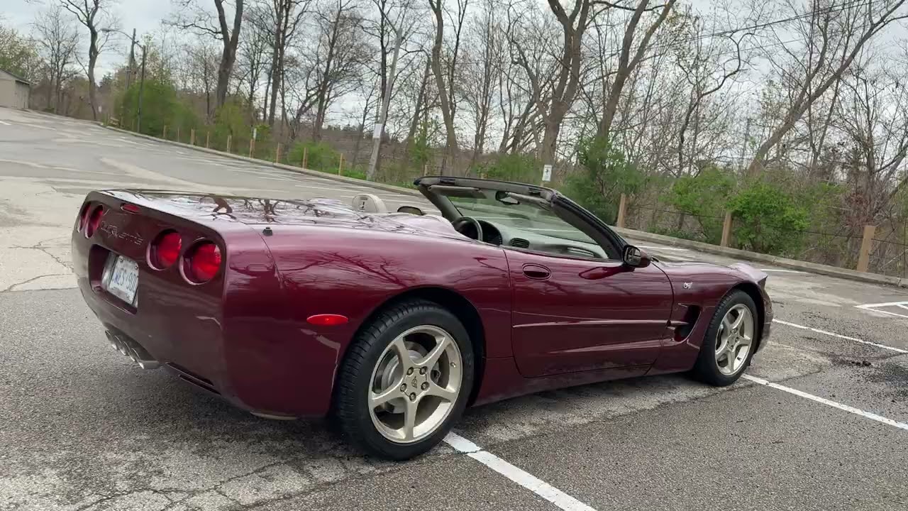 **SOLD on the CCC Buy-It-Now Lot** Sub-90K km 2003 Chevrolet Corvette Convertible 50th Anniversary 6-Speed Manual