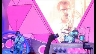Weezer PINK TRIANGLE Live 07-13-2023 Forest Hills Stadium NYC *From the Pit* 4K