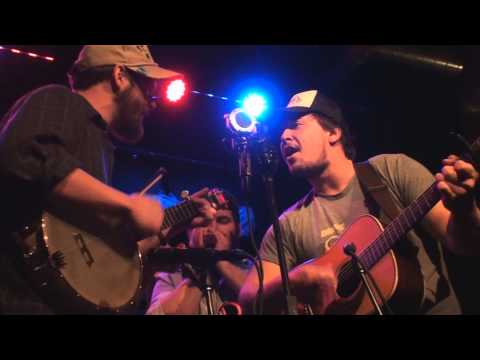 download lagu mp3 mp4 Horseshoes And Hand Grenades Wine, download lagu Horseshoes And Hand Grenades Wine gratis, unduh video klip Download Horseshoes And Hand Grenades Wine Mp3 dan Mp4 Unlimited Gratis