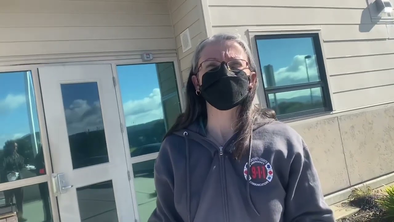 Filling out a public records request form for nonemergency and 911 calls