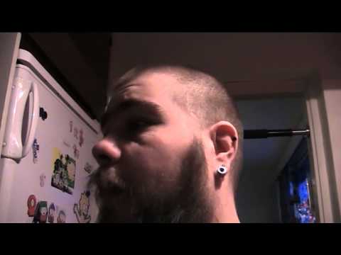 Päätä psärkee ja oksettaa