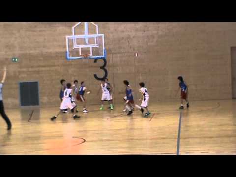 Cistella Borja al partit Mini Vermell Manresa - Sant Nicolau. Febrer 2012