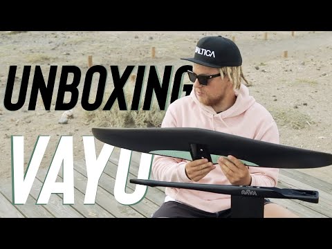 Unboxing my new VAYU WINGFOILING gear + First session!